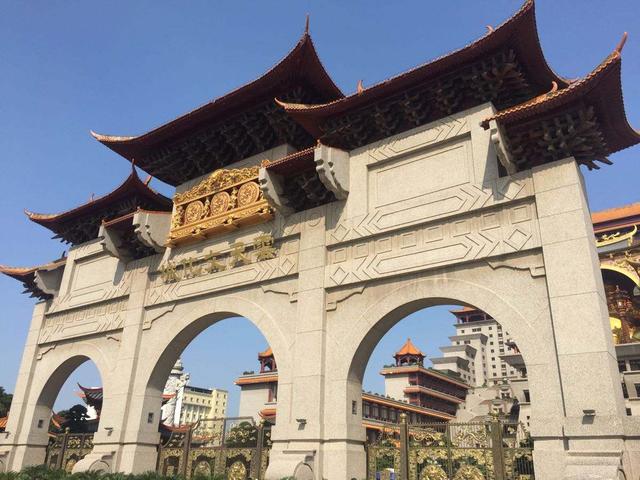 我国最大单体建筑,投资20亿面积超布达拉宫,坐落在此