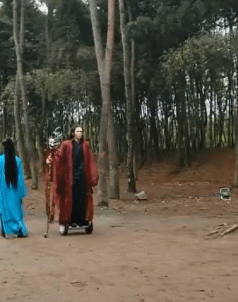 搞笑gif:永远无法叫醒一个沉睡的孩子