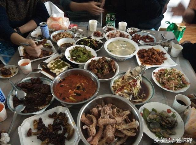 黄瓜别再凉拌了,换种吃法,比大鱼大肉都香,一上桌就被