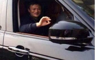 马云参加同学会不好意思开豪车去,最终选择了这一辆!