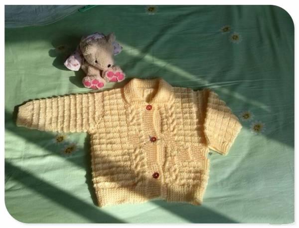 漂亮可爱的小熊图案儿童毛衣套装编织,附详细教程与图解