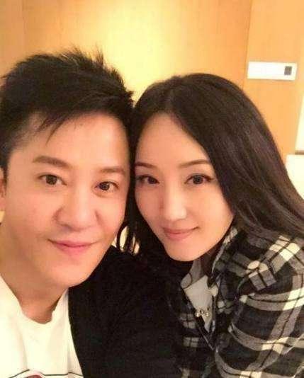 李小璐出轨还有没消停,杨钰莹又中招,小三被捉床上!