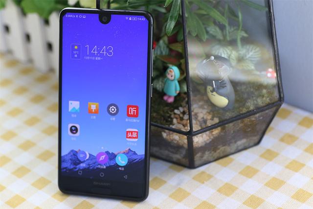 oppo k1卖1599元不算啥,这个品牌要推出400元的水滴屏手机