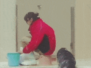 每日一笑,我就静静地看着你不说话
