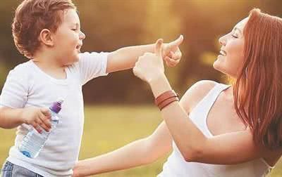 孩子性格胆小、内向，如何才能令孩子变得开朗大方？