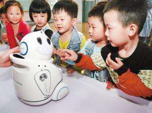 这几种宝宝很容易交到朋友, 家长可以放心送去幼儿园