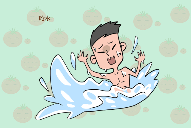 男孩游泳上岸后，却出现干性溺水症状，宝妈的机智救了儿子一命！