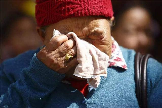 “含饴弄孙”很幸福？60岁奶奶恳求儿子：别再带孙子来看我了