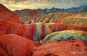 God Turned Over the Color Palette, Painting Gansu as Poetry and Pictures