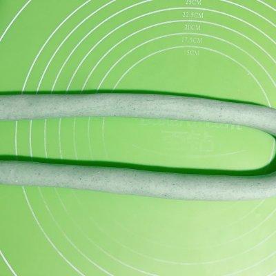 在家做酸菜翡翠饺子，比买的更好吃