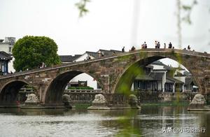 Smaller than the Broken Bridge in West Lake, this Hangzhou bridge with a 500-year history offers many attractions, yet it's rarely visited by tourists.