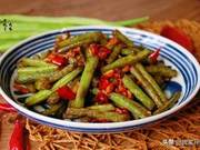Don't stir-fry meat with beans, this method is fragrant and delicious, adults and children love it, easy to learn