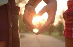 Inspiring Positive Energy Sentences: It's Not Tomorrow's Landscape That Illuminates Life, But Beautiful Hope.