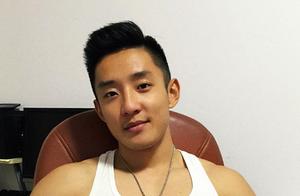 Why Do Handsome Guys Still Pay So Much Attention to Their Physique? Who Would Complain About Looking Good?