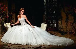 Psychology: Which wedding dress did you first fall in love with? Test to determine your marriage age.