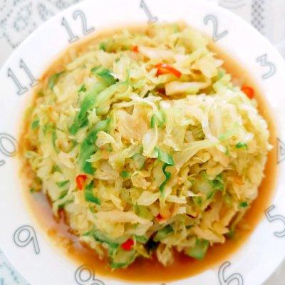 这道素炒包菜比大厨做的还好吃