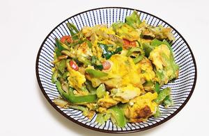 Three-Person Dinner: Two Dishes and a Soup – A Nutritious and Happy Meal