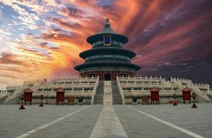 The Beijing Jinian Dian and Huiyin Bi (Prayer Hall and Echo Wall), the most memorable aspect was the ancient trees and forests inside, and the mottled history.