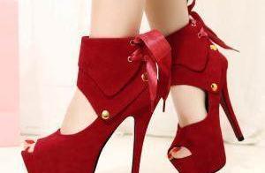 Psychology: Which High Heels Did You Immediately Like? Test Your Psychological Defense Level