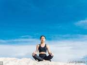Original2 Yoga Poses to Nourish Appearance, Detoxify, and Make You Younger!!