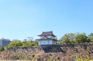 The Ancient Castle of Osaka, Japan - Witness to Osaka's History and WWII Bombing