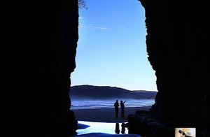Self-Driving Tour: New Southwest China Southern Coastline - Three Beaches with Distinct Styles and Wonders