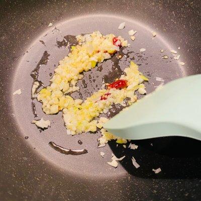 ??炝炒圆白菜（包菜）比补药营养，却不要钱