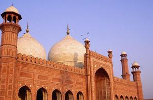 Pakistan Hotels Rejecting Chinese Tourists? Or Explicit Regulations, The Reason Is Heartwarming