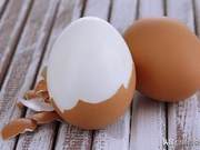 Boiling Eggs: Don't Just Use Water! Add One Extra Step for Easy Peeling Shells and Tender Yolks