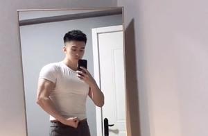 37-Year-Old Uncle Transforms into a 20-Year-Old Boyfriend – Seriously Impressive!