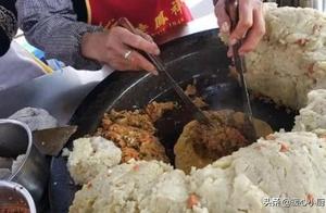 I saw this eating method for the first time in 30 years of making fried rice! 8 yuan per serving, I've tried it and bought 15 portions!