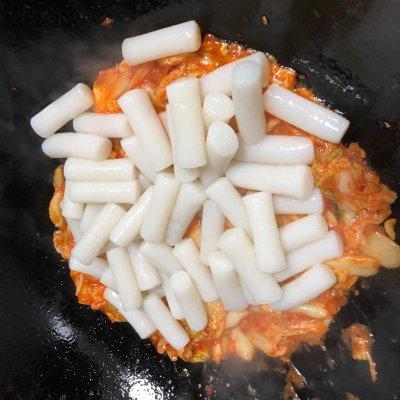 最常吃的家常菜，还属泡菜炒年糕最诱人