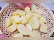 Ever since I learned this way to make potatoes, my husband eats them once and becomes greedy, the recipe is simple, and it smells better than meat!