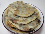 I'm best at making dried kelp and pork patties, without using a single drop of oil, the patties are thin and crispy, and the children eat 3 at a time.