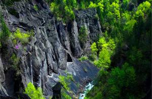 China's Colorado—Jinjiang Valley Grand Canyon of Changbai Mountains and Jilin