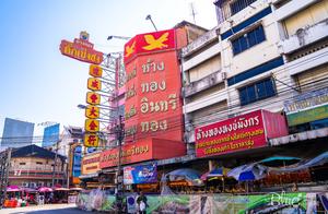 Chiang Mai's Chinatown is a Must-Visit Destination for Tourists, Offering Abundant and Affordable Goods, and Convenient Returns via Zhongtong Express
