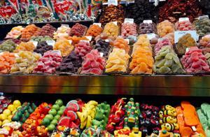Europe's Largest Market Becomes a Popular Tourist Attraction