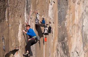 The World's Most Difficult Rocks to Climb: 914 Meters, Fastest Record 19 Days, Eating and Sleeping Entirely on the Rock!