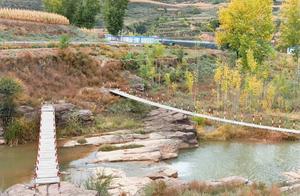 Shanxi - Three Villages of Interesting Little Villages 2 - Suspension Bridge Village, Clear River, and the Great Wall