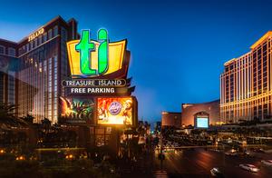 Las Vegas Night View - Filmed by Legendary