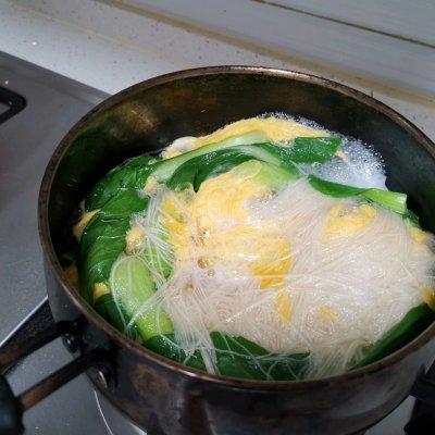 #太太乐鲜鸡汁芝麻香油#冬日暖心鸡汤面