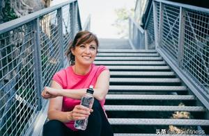 Over 40, You Can Have a 20-Year-Old Figure: 5 Simple Tips for Easy Weight Loss