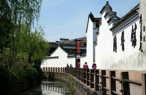 1200-Year-Old Minghe Ancient Town, This Scenic View Doesn't Want Others to Know