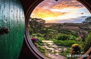One of the filming locations ofThe Lord of the Rings! A picturesque mountain and water town, scenery worthy of the Queen.