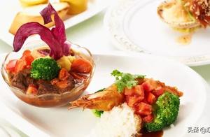 Red Wine Shrimp with Onions, Red Wine Braised Beef Shanks, Red Wine Chestnut Chicken Wings