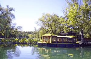 Days in March, Temperature in May: This Garden is Your Escape This Year!