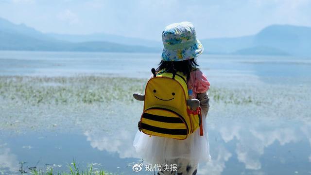 西安晚报|什么样的孩子才算优秀？爸妈们为这件事“吵”起来了