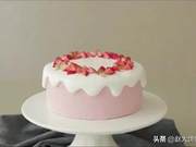 This girly, princess-style Strawberry Avalanche Cake is highly sought after!