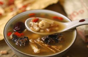 Guangdong Old-Style Hot Soup: Ginseng, Insect Flower, and Chicken Soup - Simplified Recipe