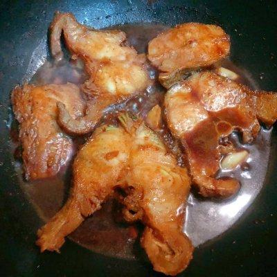 想要吃得健康，还是得吃大蒜烧鳕鱼